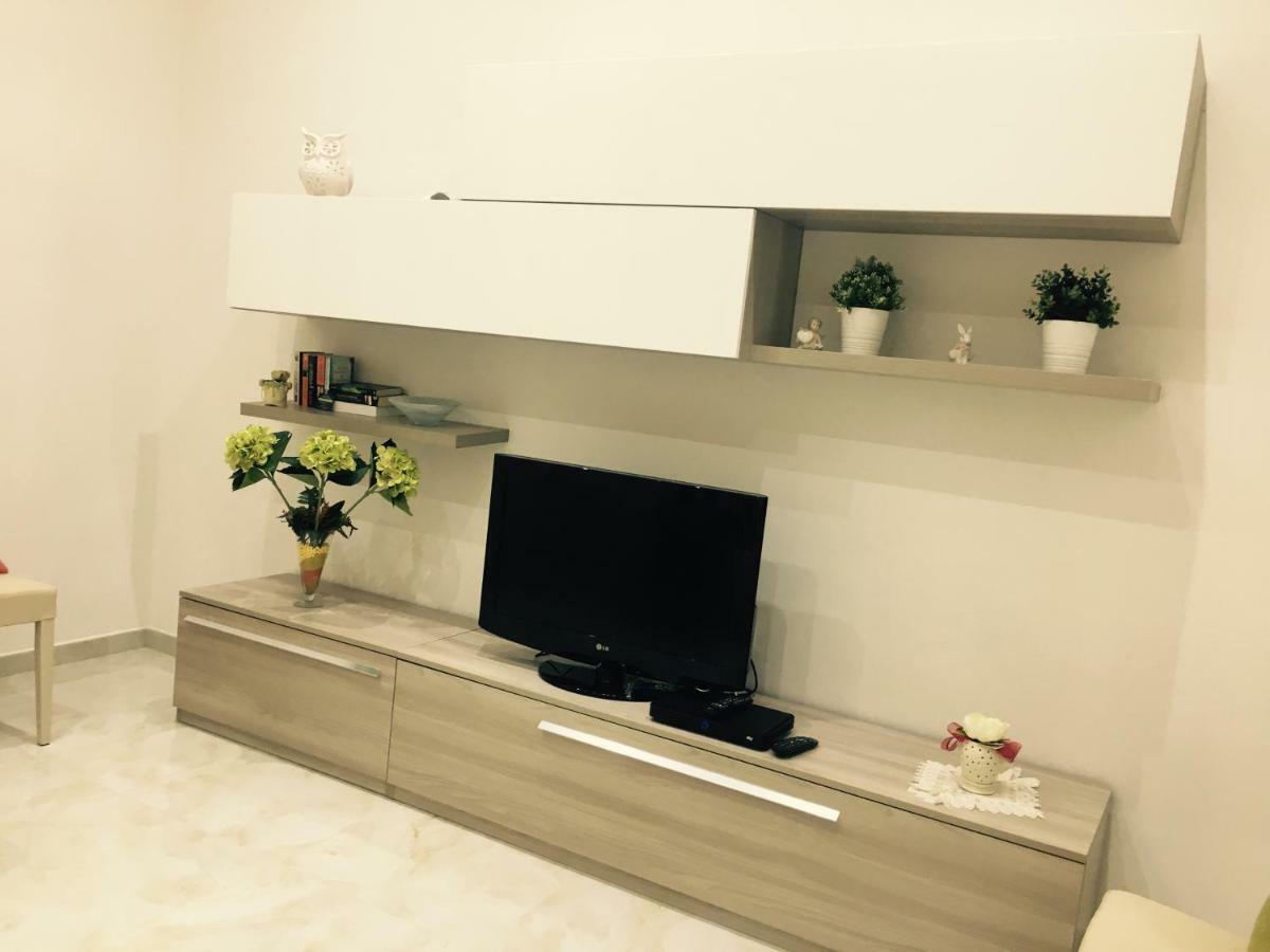 Queen Chic Apartment La Spezia Exterior foto