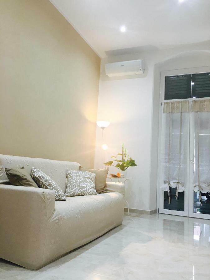 Queen Chic Apartment La Spezia Exterior foto