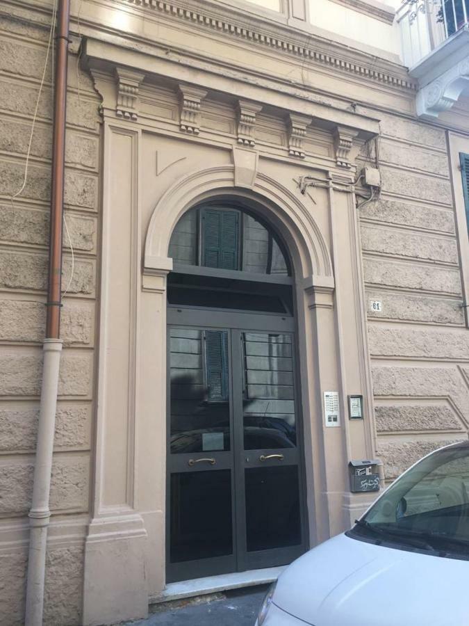 Queen Chic Apartment La Spezia Exterior foto