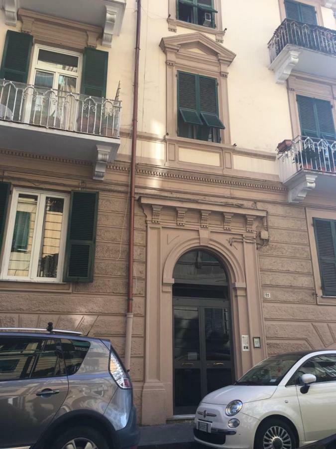 Queen Chic Apartment La Spezia Exterior foto