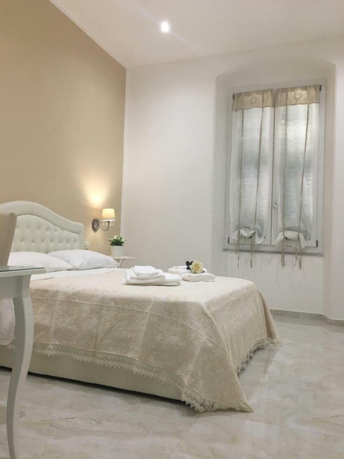 Queen Chic Apartment La Spezia Exterior foto