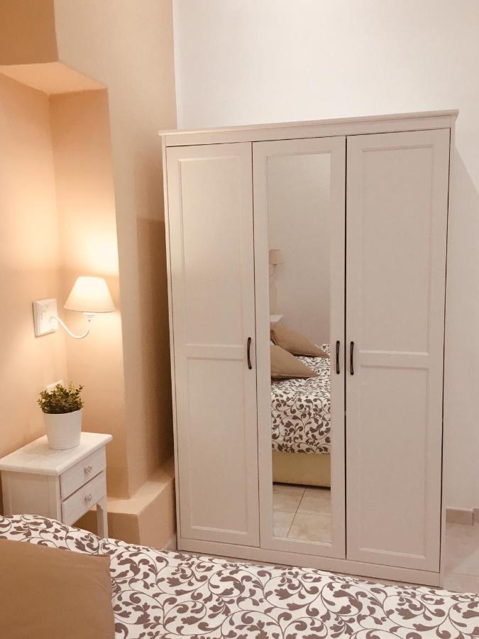 Queen Chic Apartment La Spezia Exterior foto